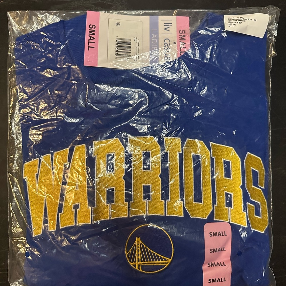 Women’s SMALL Golden State Warriors crew neck sweatshirt